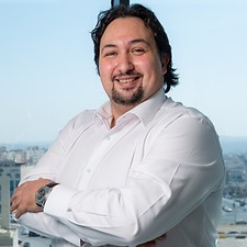 د. عمار البطاينة — الأمراض الجلدية للبالغين