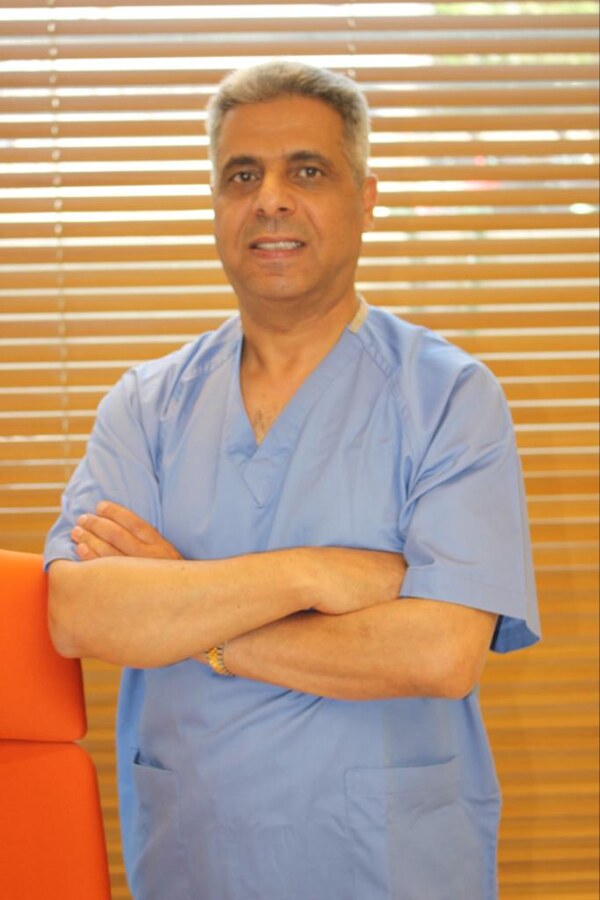 د. خلدون دويكات العبادي — استشاري جراحة التجميل والترميم والحروق