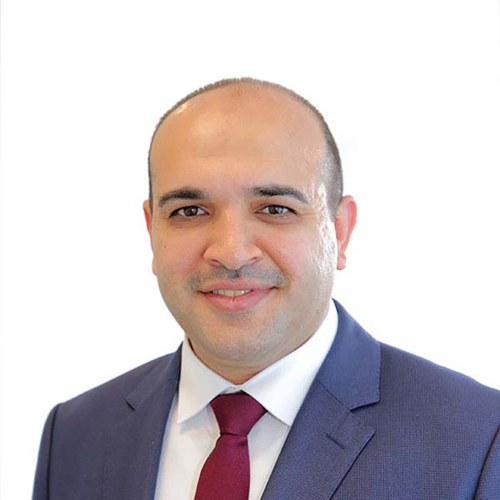 د. محمد العرموطي — استشاري جراحة العمود الفقري والعظام والمفاصل