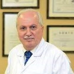 د. منذر اللبدي — استشاري أول طب وجراحة الأنف والأذن والحنجرة